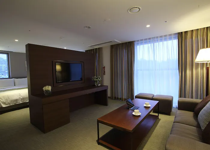 Aventree Hotel
