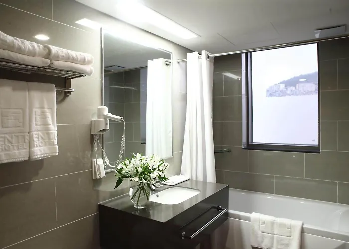 Hotel Aventree 3*
