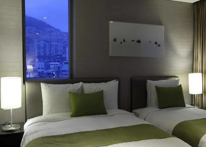 Hotel Aventree 3*