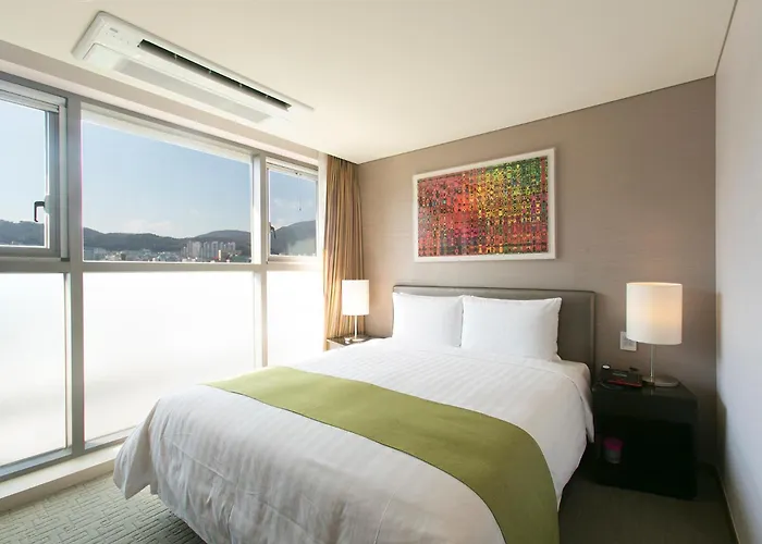 Aventree Hotel 3*