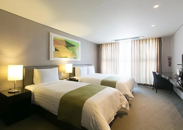 Hotel Aventree 3*